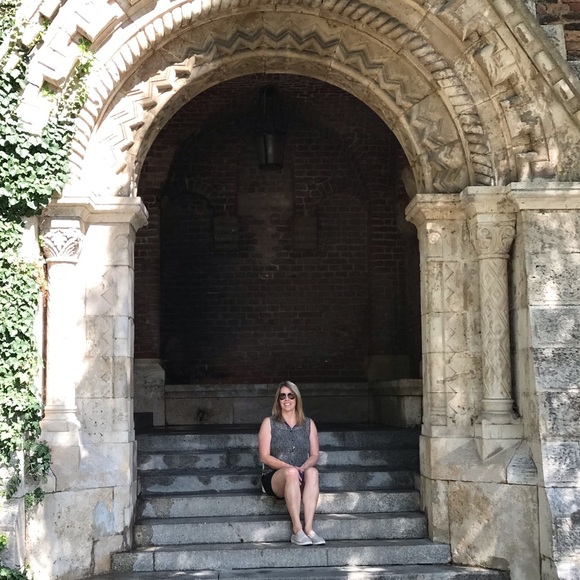 Meet your Posher, Tina - Picture 6 of 8